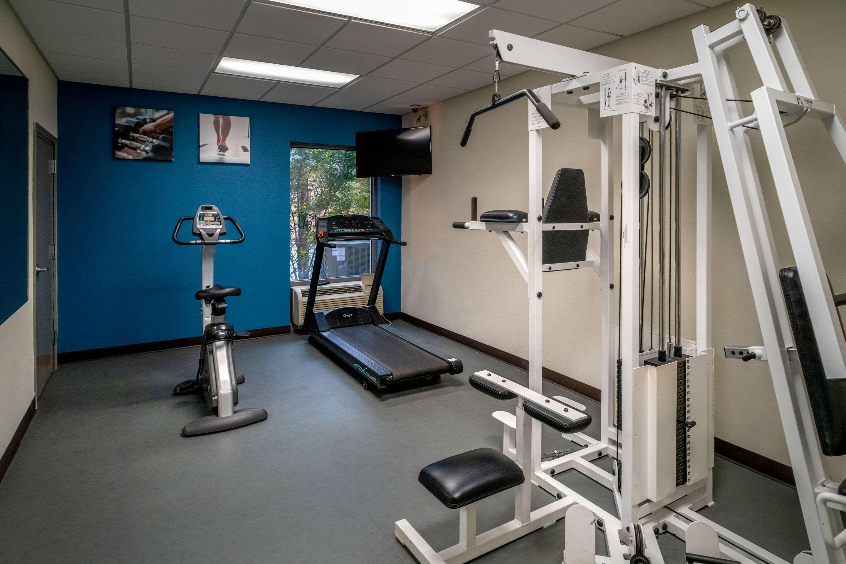 Comfort Inn & Suites Grundy Екстериор снимка