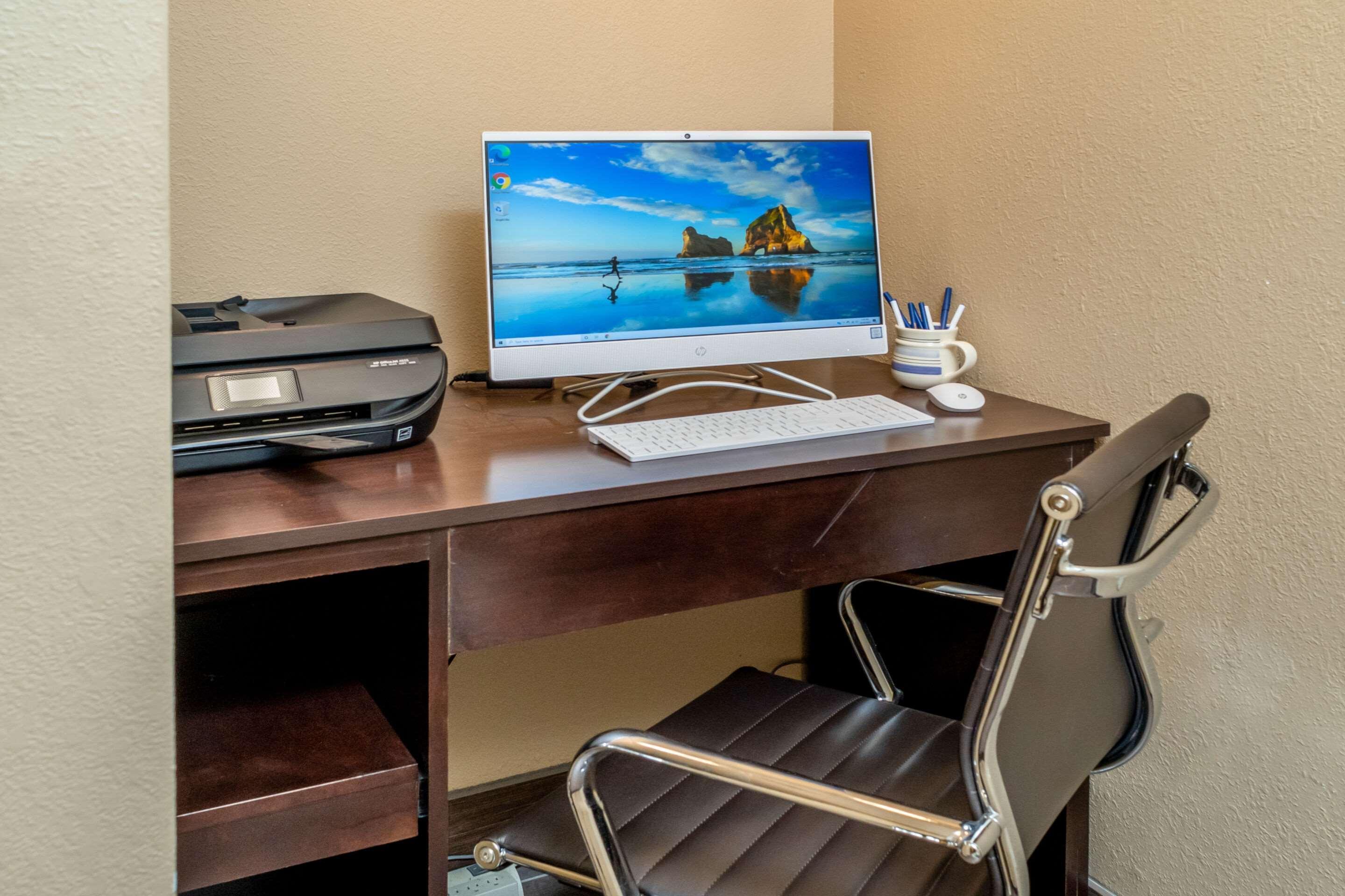 Comfort Inn & Suites Grundy Екстериор снимка