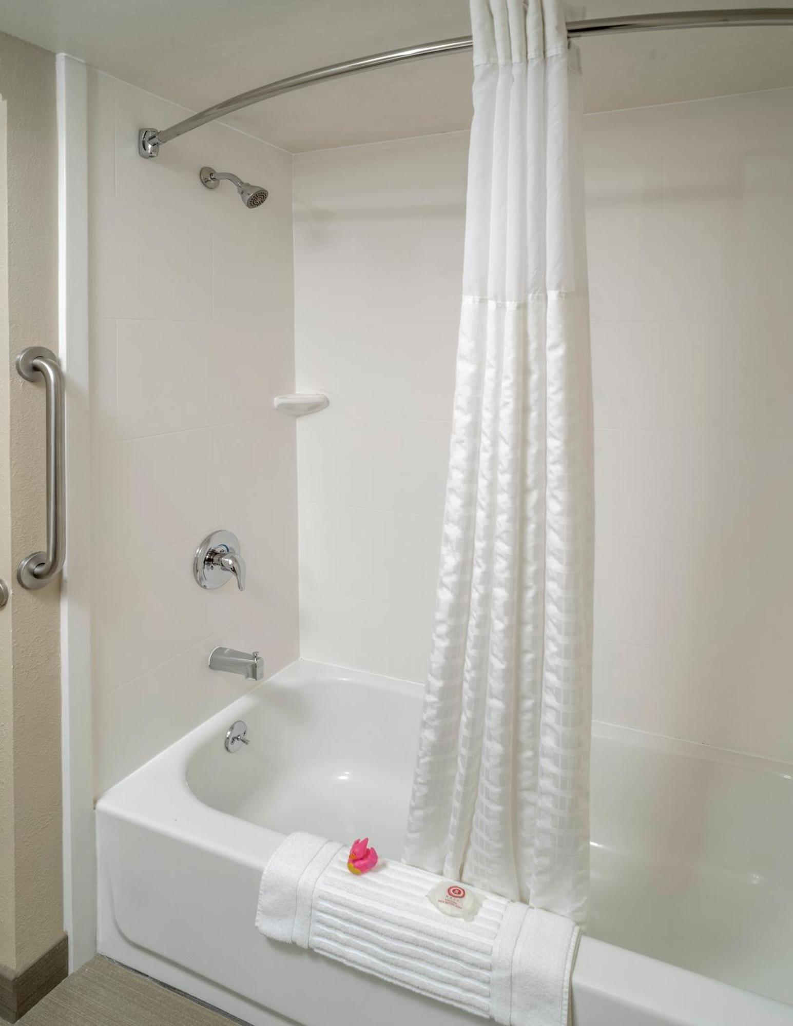 Comfort Inn & Suites Grundy Екстериор снимка