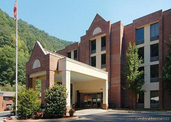 Comfort Inn & Suites Grundy Екстериор снимка
