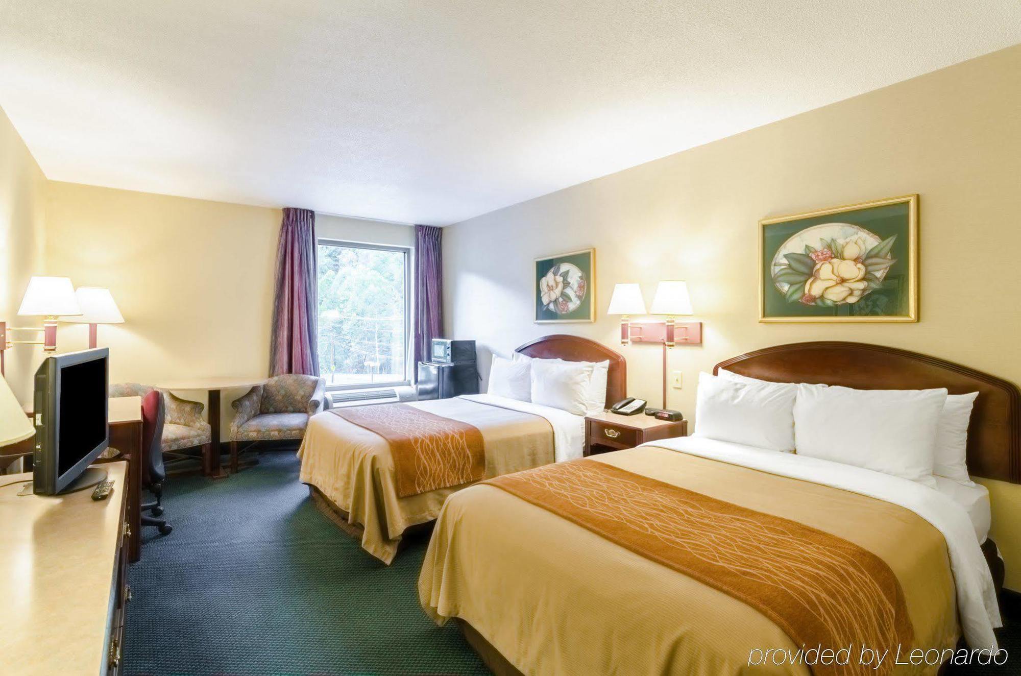 Comfort Inn & Suites Grundy Екстериор снимка