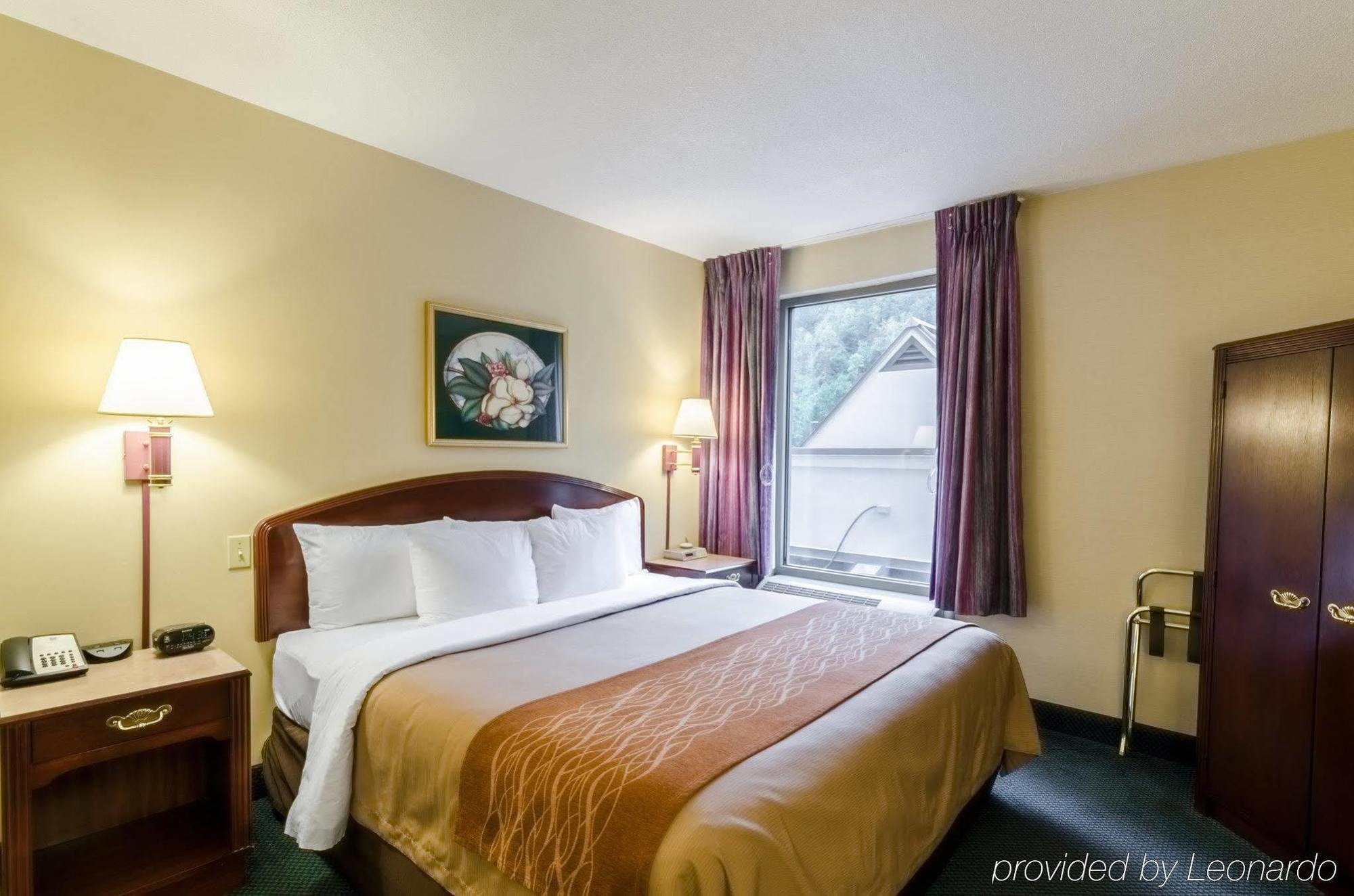 Comfort Inn & Suites Grundy Екстериор снимка